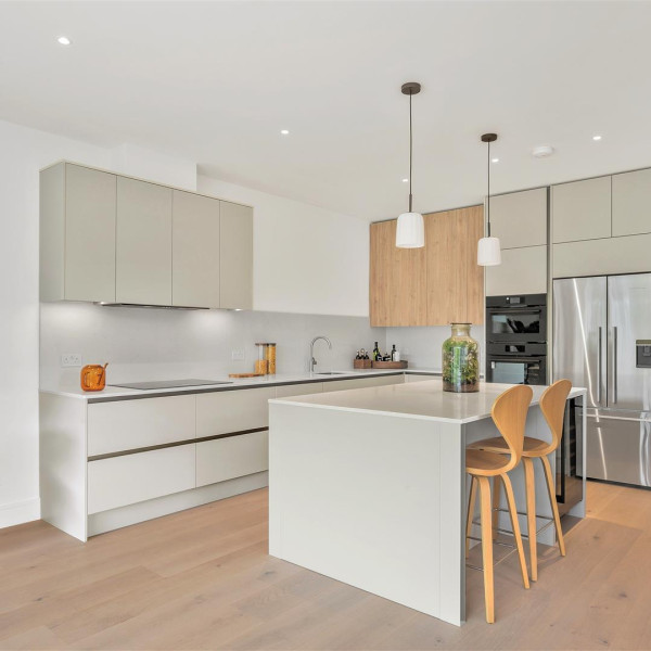 Coombe Lane West