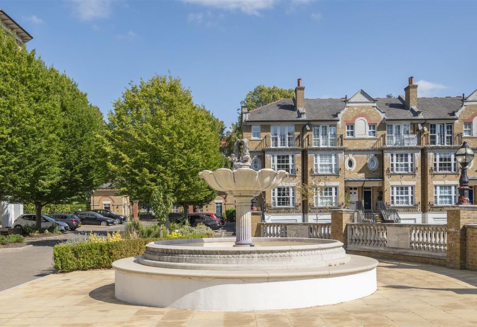 Chapman Square, London
