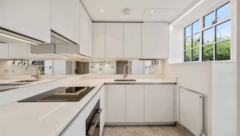 Douro Place, London