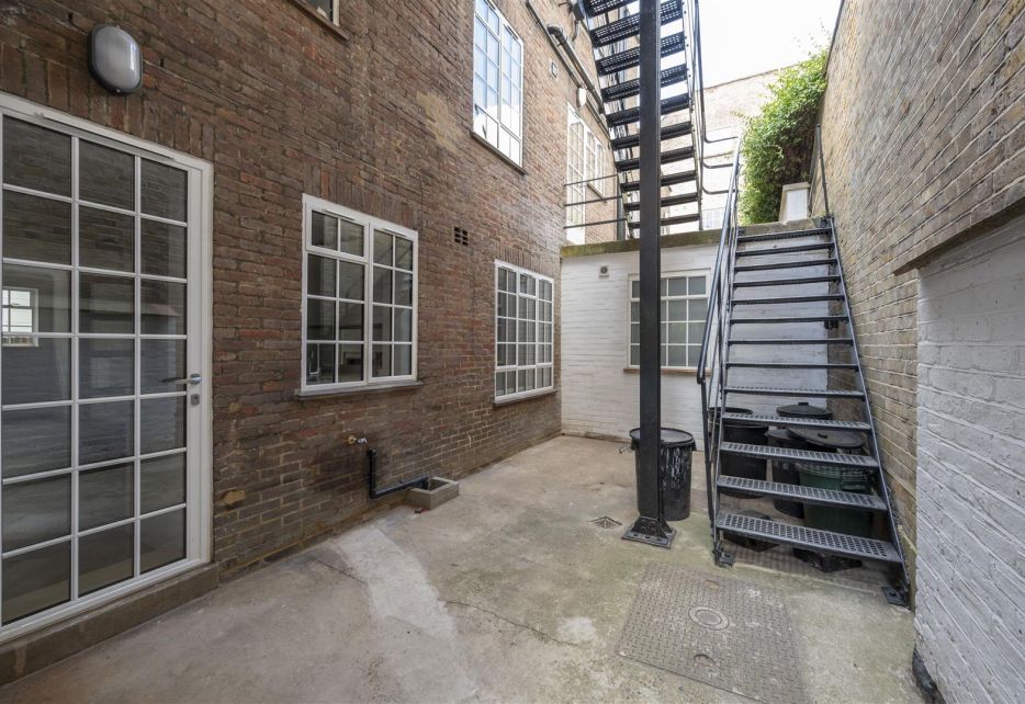 Douro Place, London