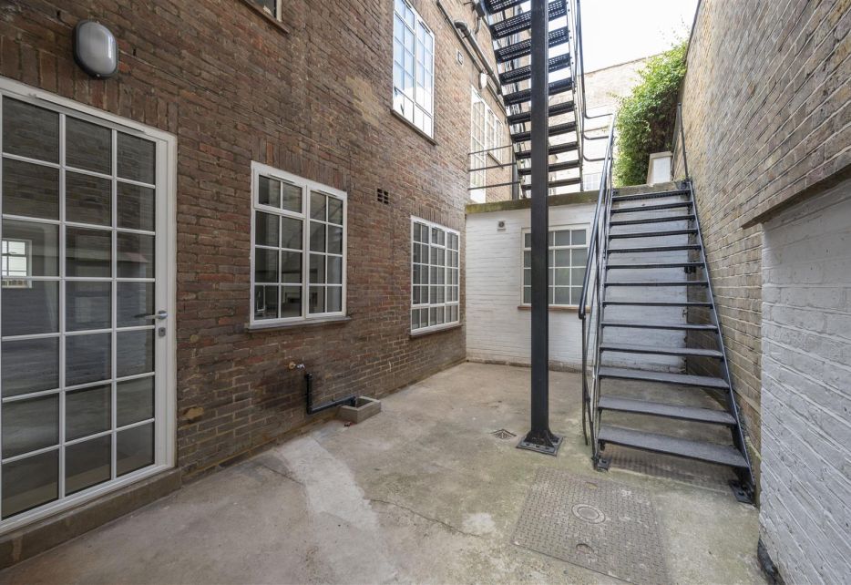 Douro Place, London
