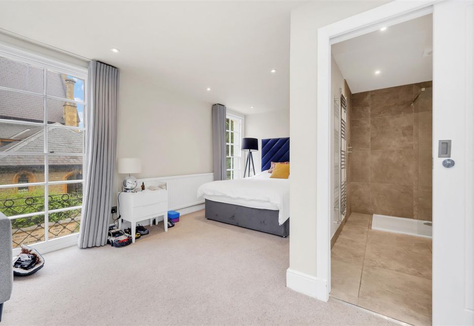Kynance Mews, South Kensington, SW7