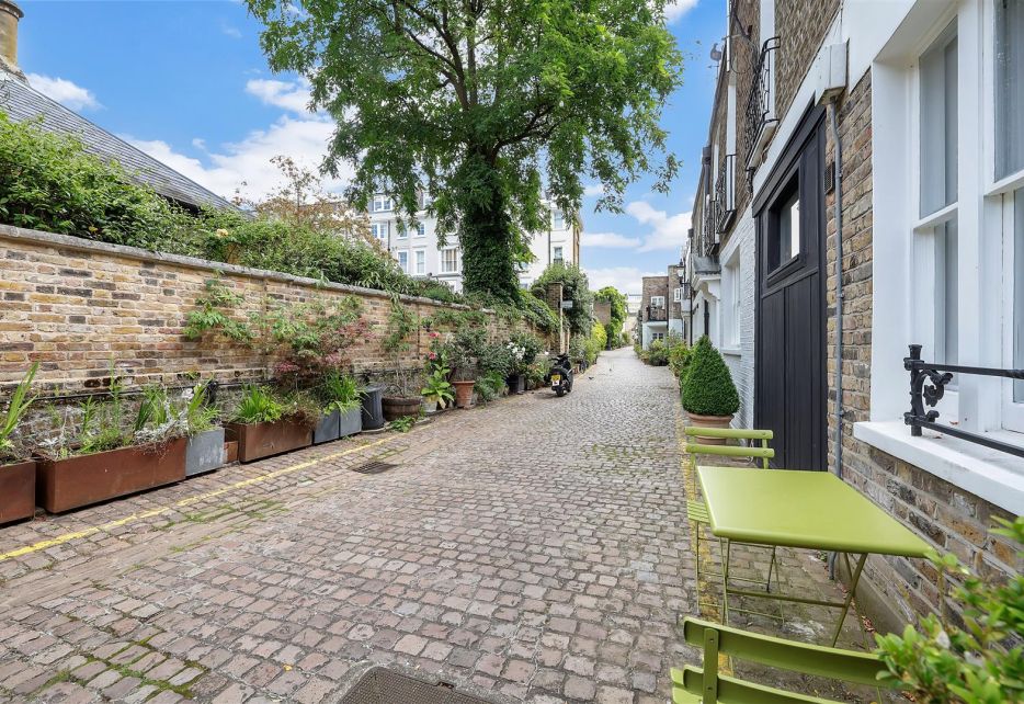 Kynance Mews, South Kensington, SW7