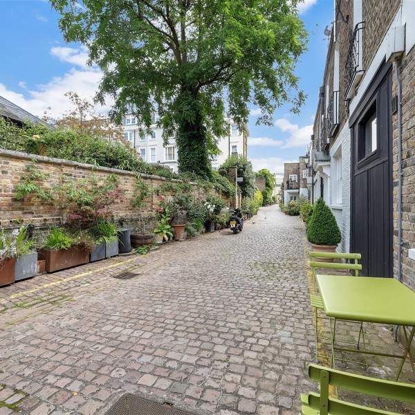 Kynance Mews