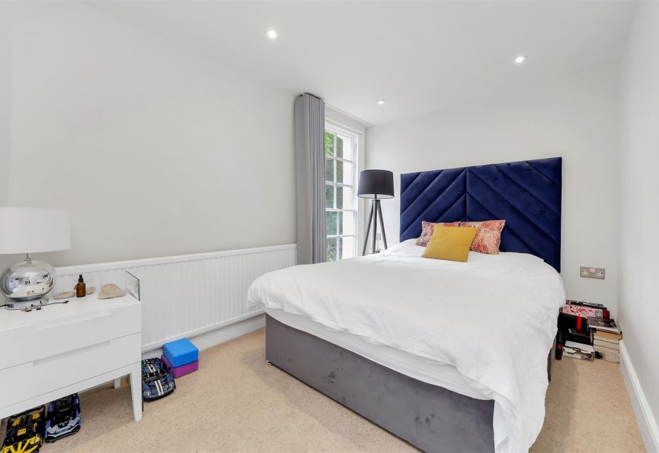 Kynance Mews, South Kensington, SW7
