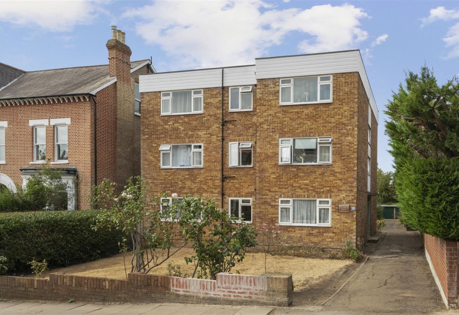 Malcolm Lodge, Darlaston Road, Wimbledon, SW20