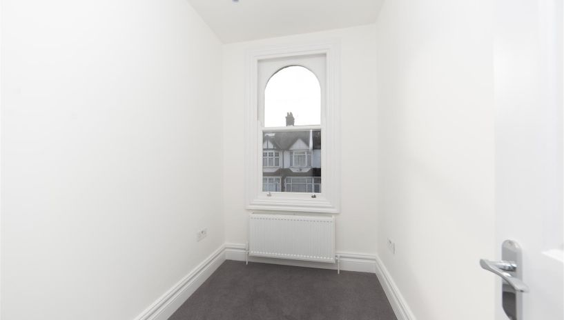 Sandringham Avenue, Wimbledon Chase, SW20