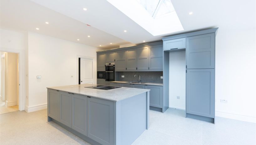 Sandringham Avenue, Wimbledon Chase, SW20