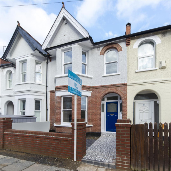 Sandringham Avenue