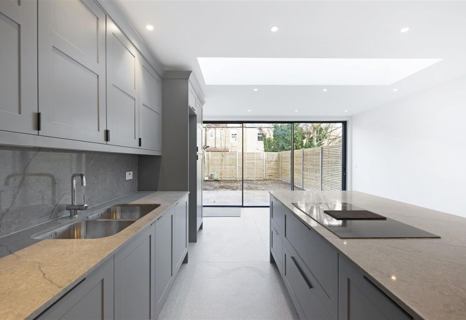 Sandringham Avenue, Wimbledon Chase, SW20