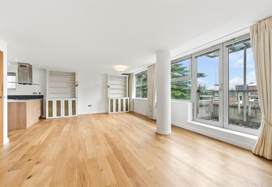 Grosvenor Hill, Wimbledon, SW19