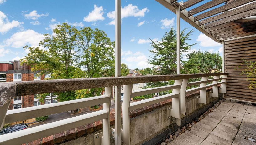 Grosvenor Hill, Wimbledon, SW19