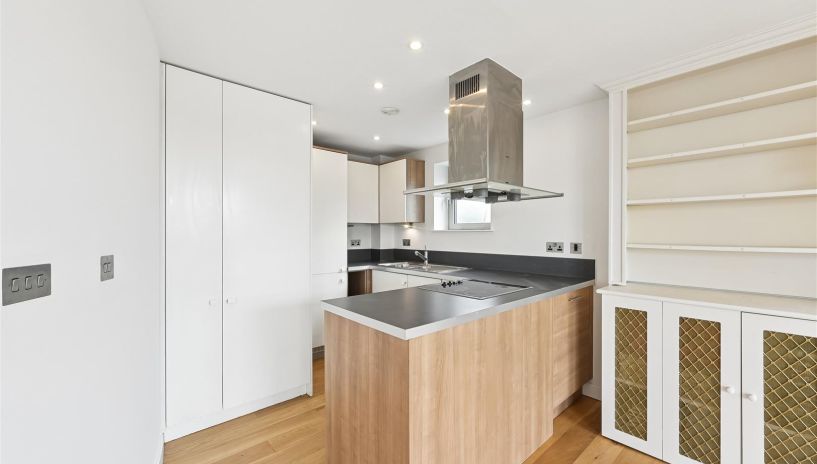 Grosvenor Hill, Wimbledon, SW19