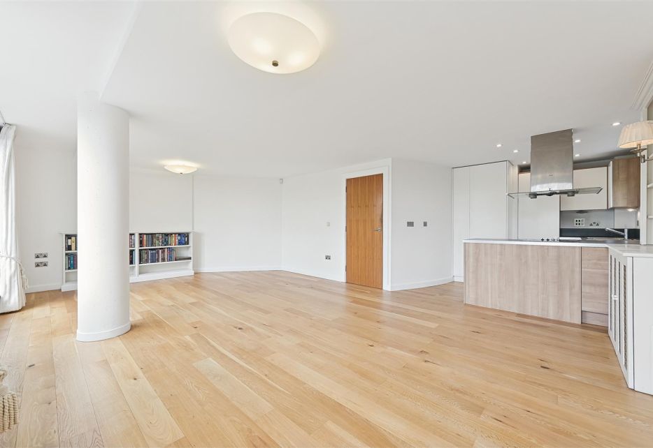 Grosvenor Hill, Wimbledon, SW19