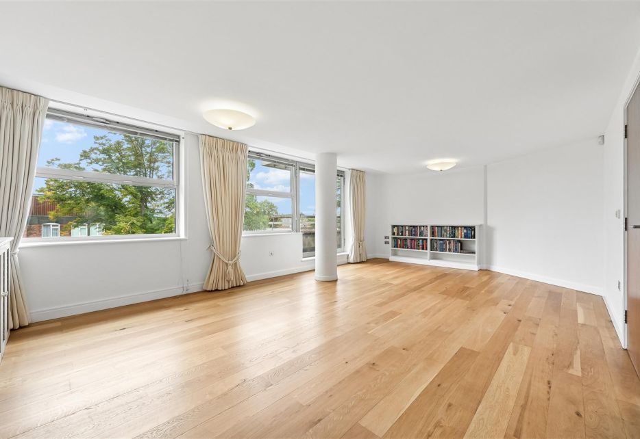 Grosvenor Hill, Wimbledon, SW19