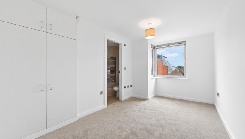 Grosvenor Hill, Wimbledon, SW19