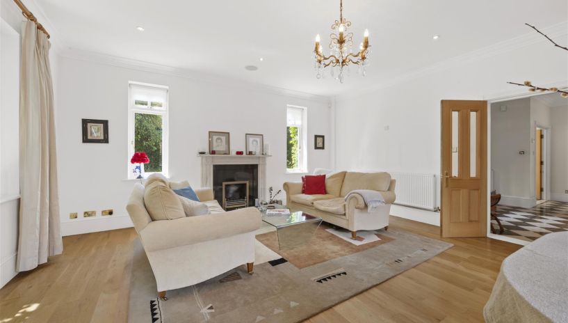 Bathgate Road, Wimbledon, SW19