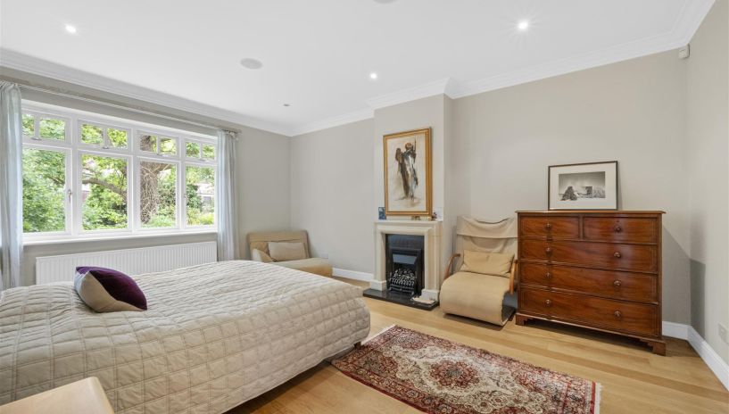 Bathgate Road, Wimbledon, SW19