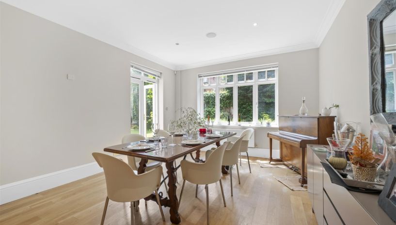 Bathgate Road, Wimbledon, SW19