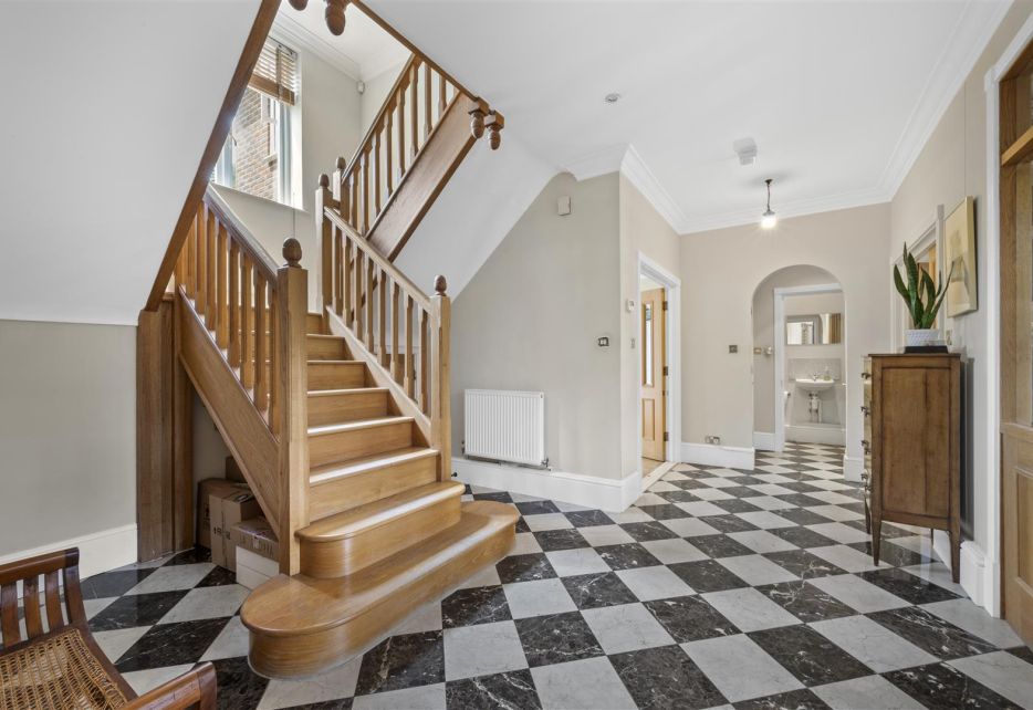Bathgate Road, Wimbledon, SW19