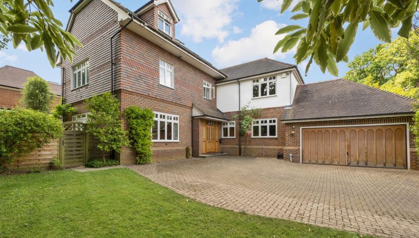 Bathgate Road, Wimbledon, SW19