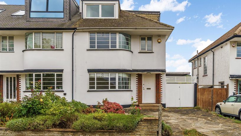 Cannon Hill Lane, Raynes Park, SW20