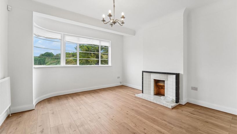 Cannon Hill Lane, Raynes Park, SW20