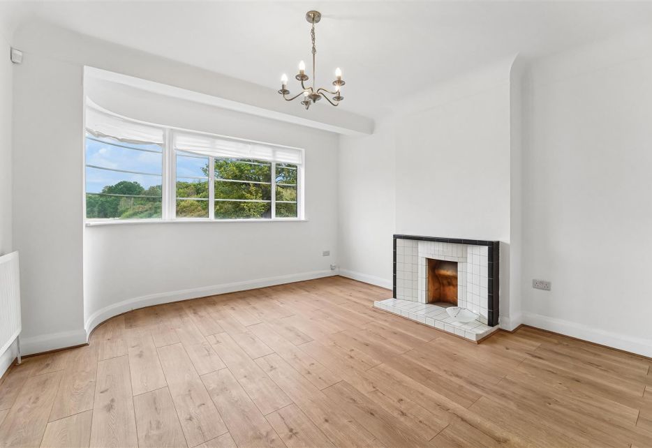 Cannon Hill Lane, Raynes Park, SW20