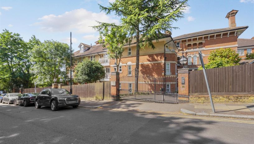 The Downs, Wimbledon, SW20