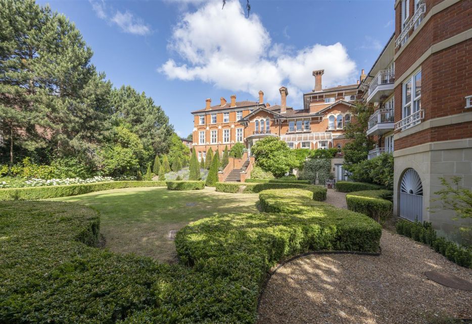 Claremont Lodge, The Downs, Wimbledon, SW20