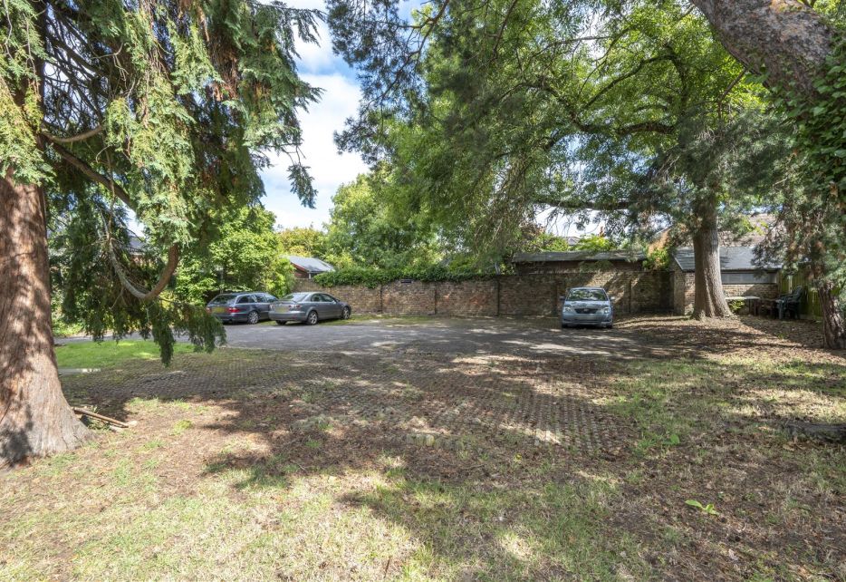 Coombe Lane, West Wimbledon, SW20