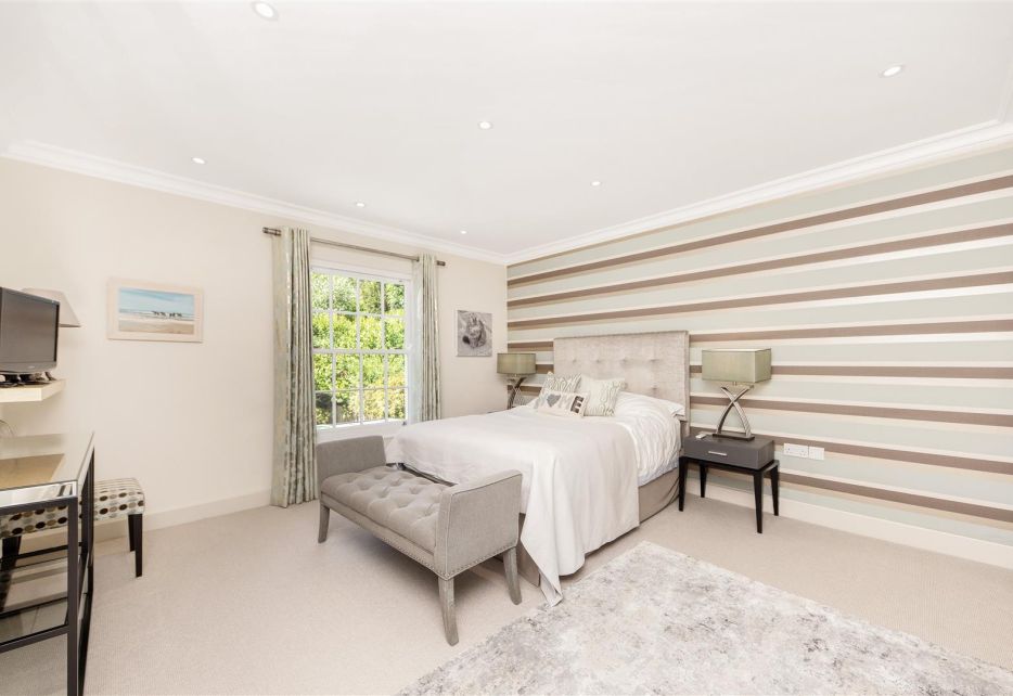 Lincoln Avenue, Wimbledon, SW19