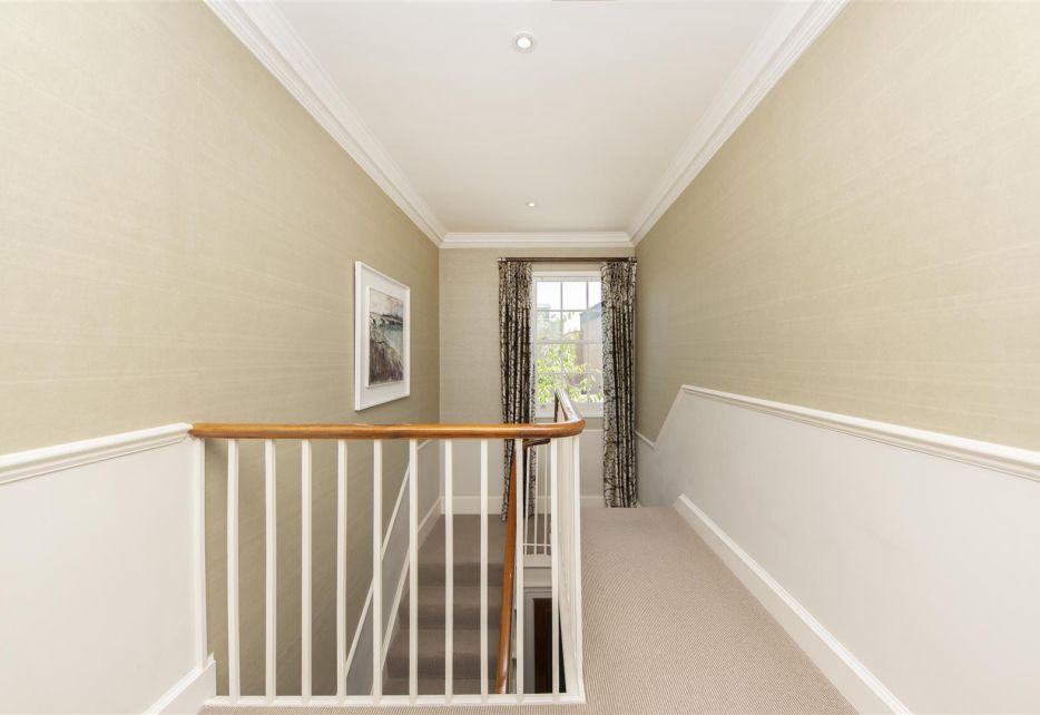 Lincoln Avenue, Wimbledon, SW19