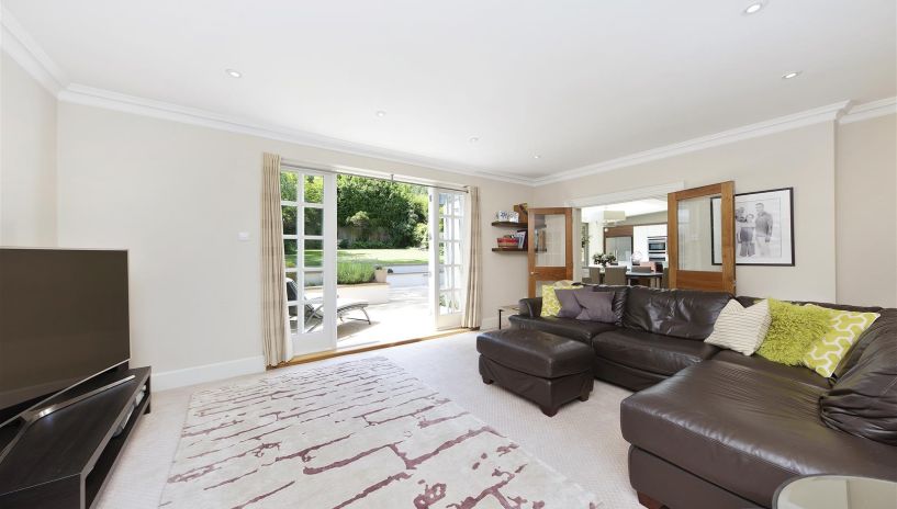 Lincoln Avenue, Wimbledon, SW19