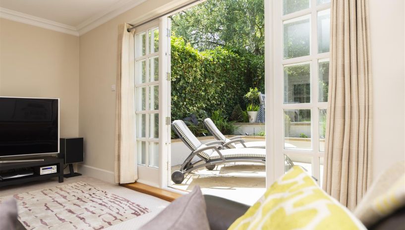 Lincoln Avenue, Wimbledon, SW19