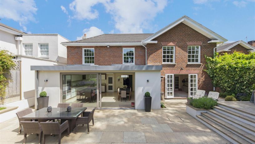 Lincoln Avenue, Wimbledon, SW19