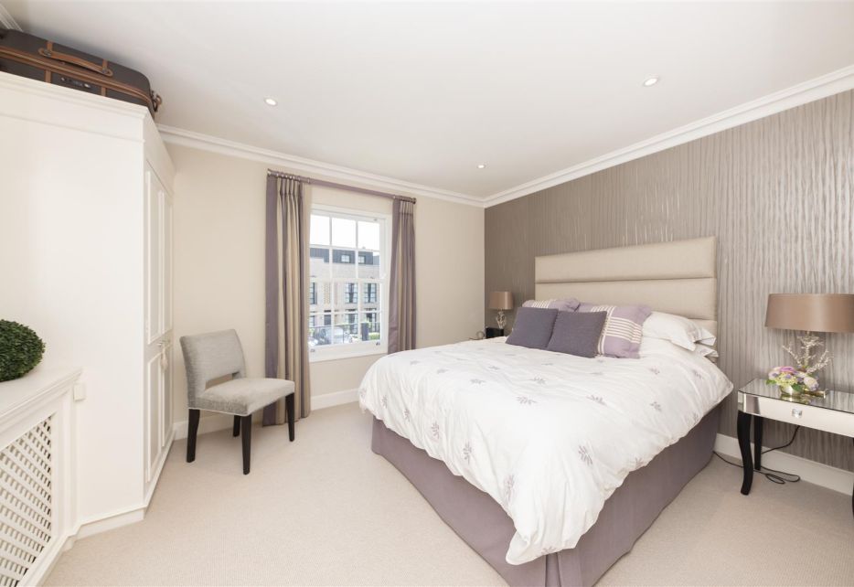 Lincoln Avenue, Wimbledon, SW19