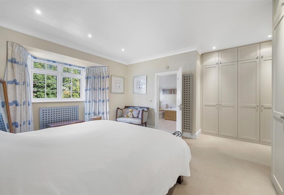 Montana Road, West Wimbledon, SW20