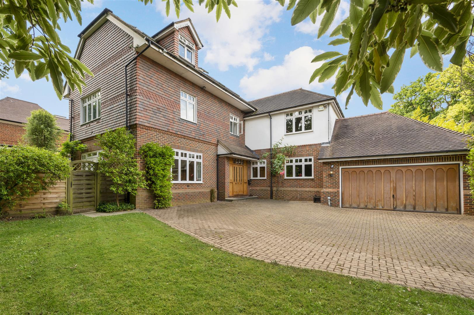 Bathgate Road | 34940847