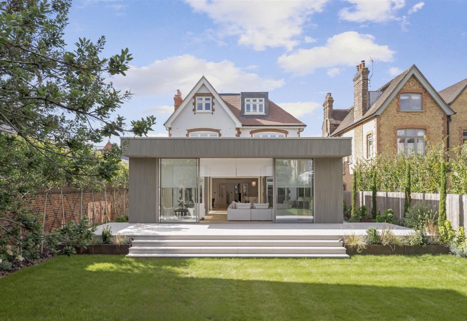 Ridgway Gardens, London