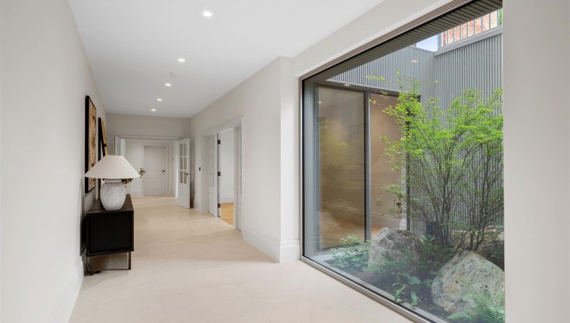 Ridgway Gardens, London