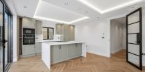 Hazelwood Avenue, Morden