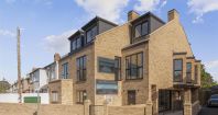 Hazelwood Avenue, Morden