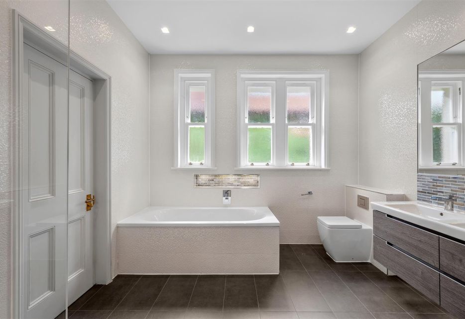Edge Hill, Wimbledon, SW19
