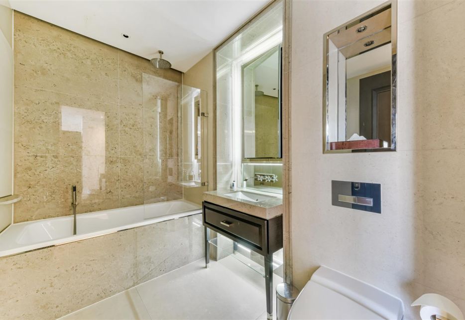 Strand, Westminster, WC2