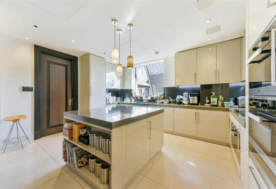Strand, Westminster, WC2