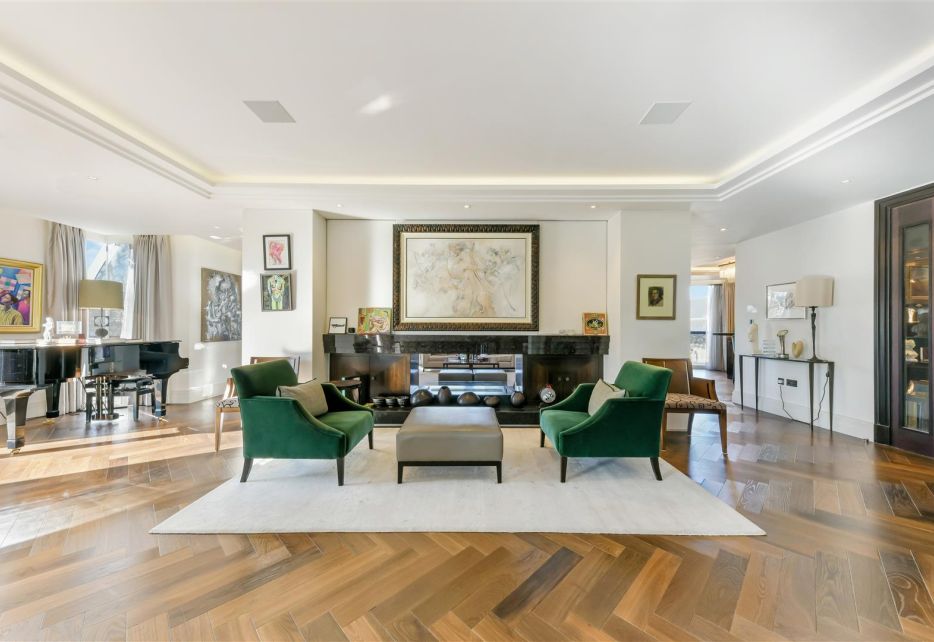 Strand, Westminster, WC2