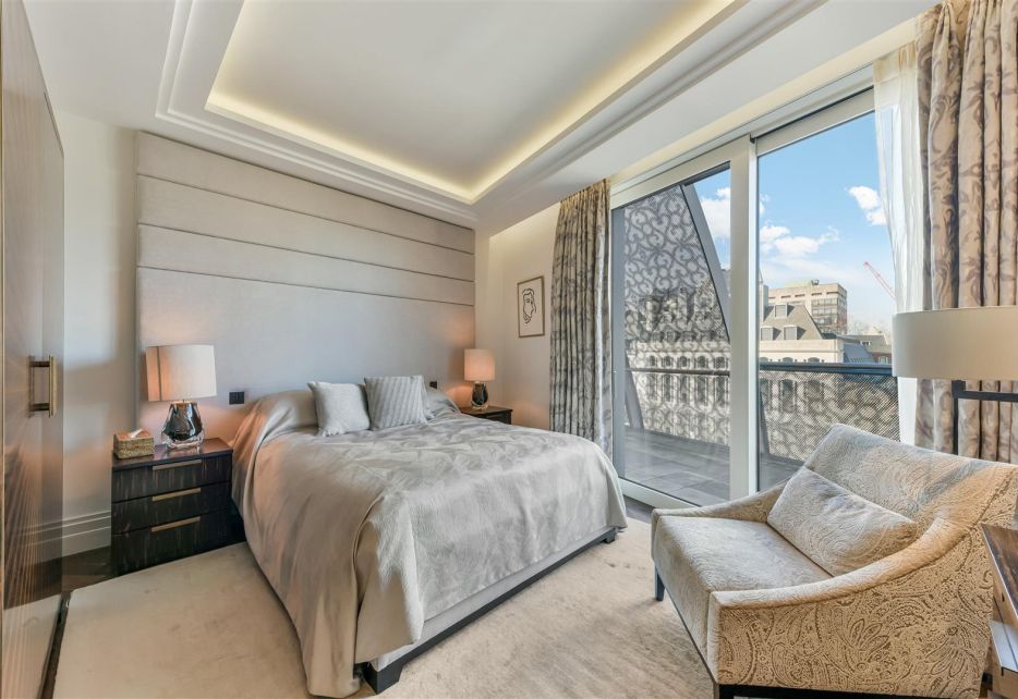 Strand, Westminster, WC2