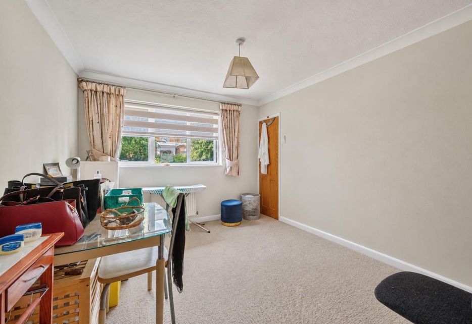 Warwick Court, Lansdowne Road, Wimbledon, SW20