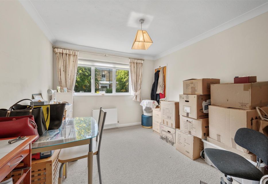Warwick Court, Lansdowne Road, Wimbledon, SW20